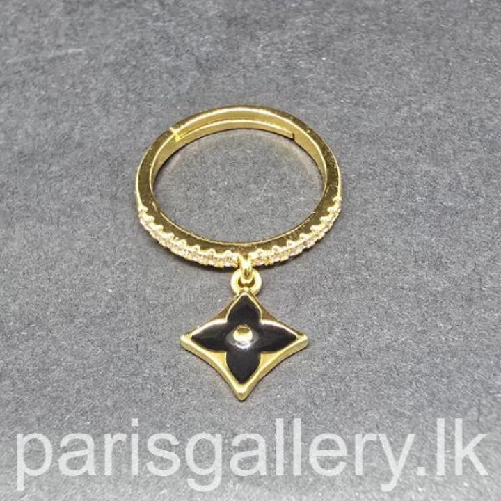 Ladies Ring
